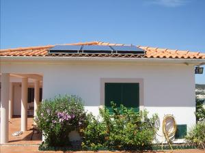 Bom Sucesso front view solar water heating panels